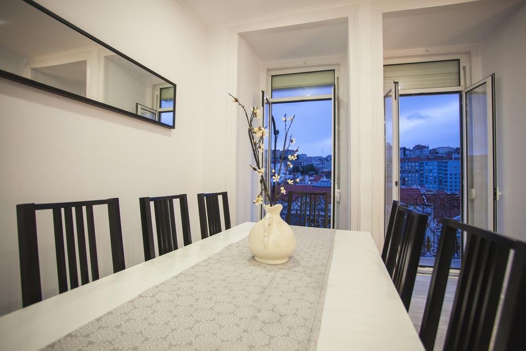 Lisbon Castel View Apartment Bagian luar foto